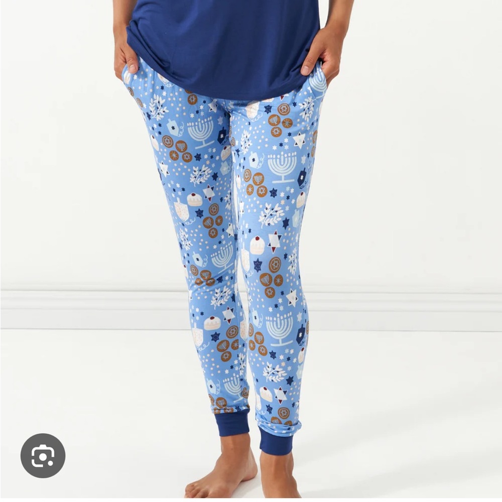 NWT Little Sleepies women’s pants- Hanukkah Lights. Size L